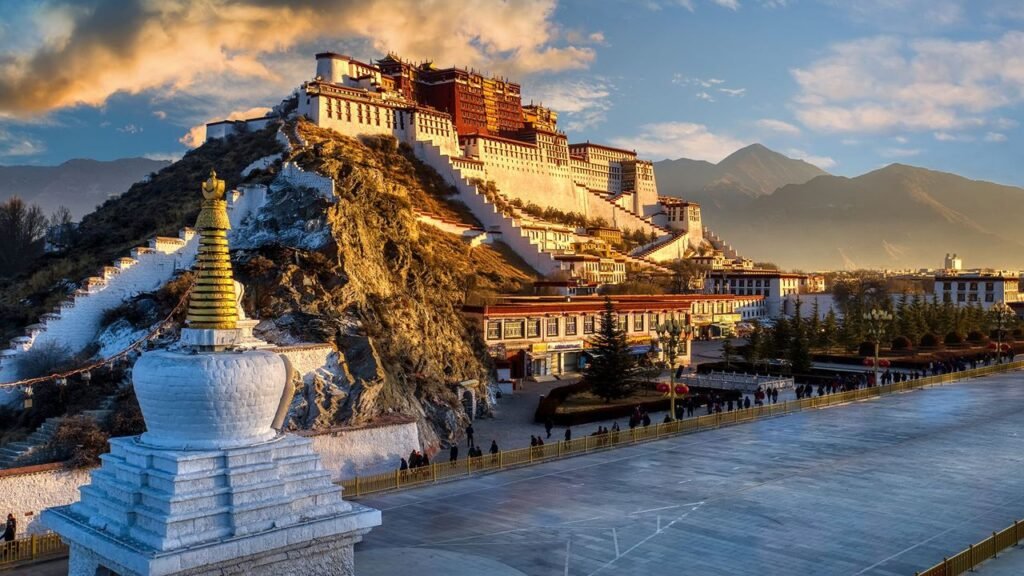 Tibet Overland Buddhist Tour (Kathmandu – Kyirong – Lhasa – Kathmandu)