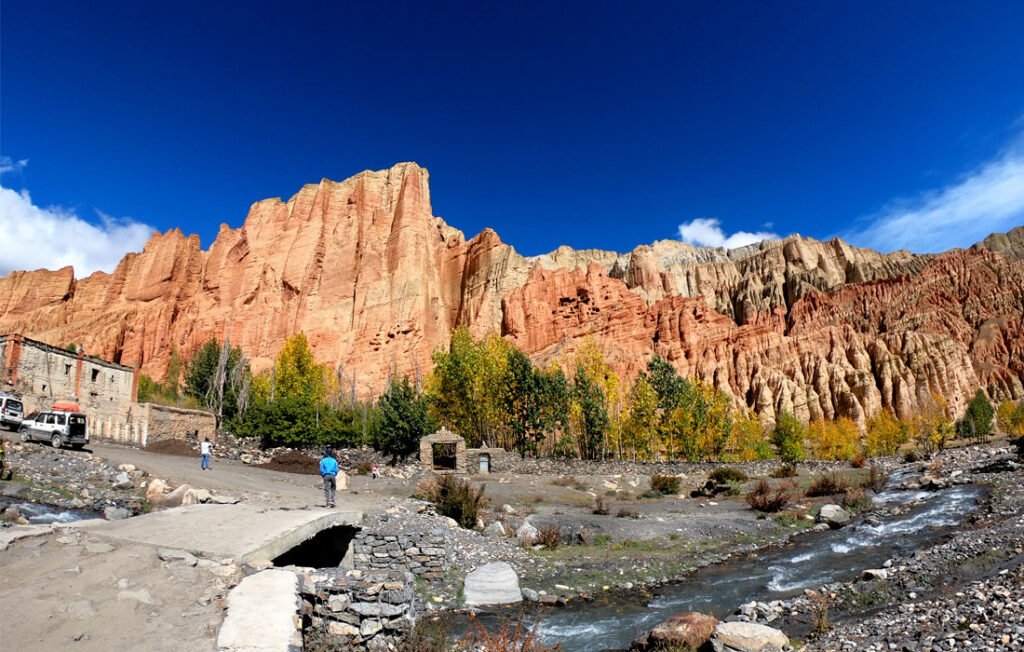 Upper Mustang Jeep Tour – 11 Days